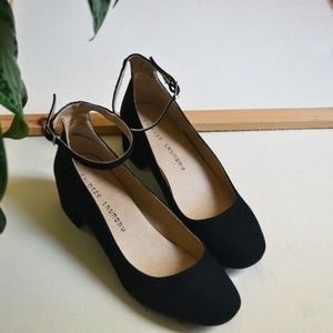 Chinese Laundry Women's Mabel Pump